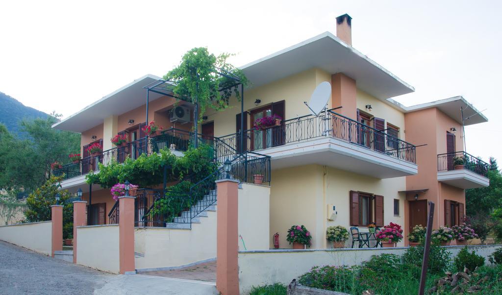 Nefeli Appartement Levídhion Buitenkant foto